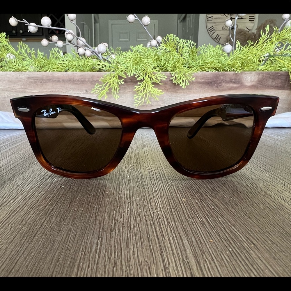 Ray-Ban Wayfarer Sunglasses